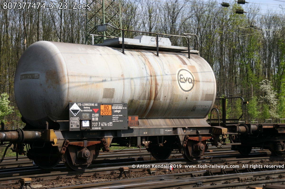 807377474-3_23_Zces.jpg